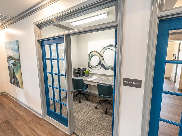 Buckhill Village Apts — Photo 8