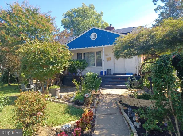 9723 Braddock Rd, Silver Spring, MD 20903