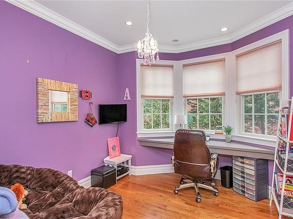 3rd image of 91 Tuckahoe Ave