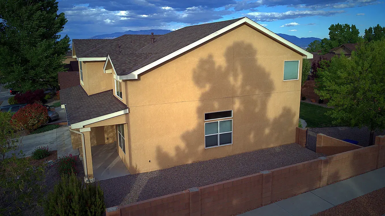 3 bed, 2.5 bath, 2145 sqft, $2,465 — Photo 2