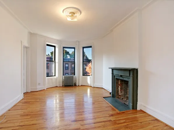 35 Saint Marks Ave APT 3, Brooklyn, NY 11217
