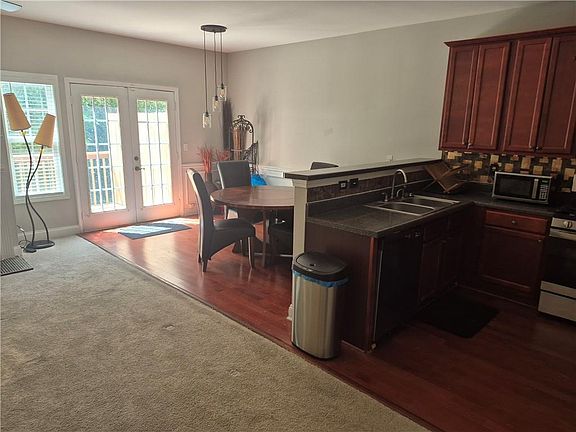 4th image of 4232 Notting Hill Dr SW