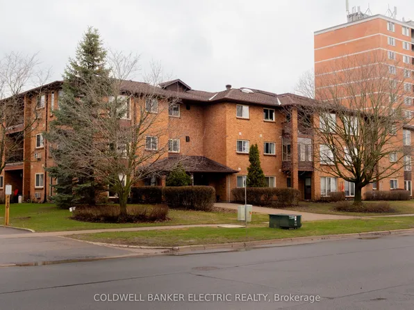 2185 Walker Ave N #105, Peterborough, ON K9L 1T6