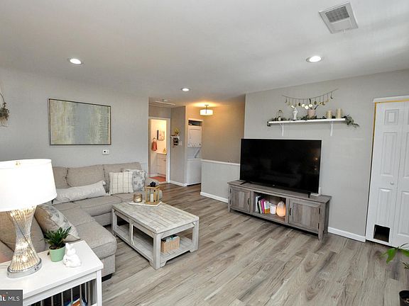 2nd image of 164 Eaves Mill Rd