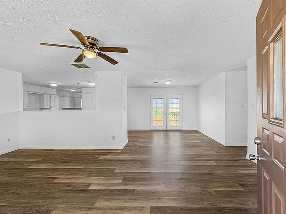 4th image of 19008 SE Lee Blvd