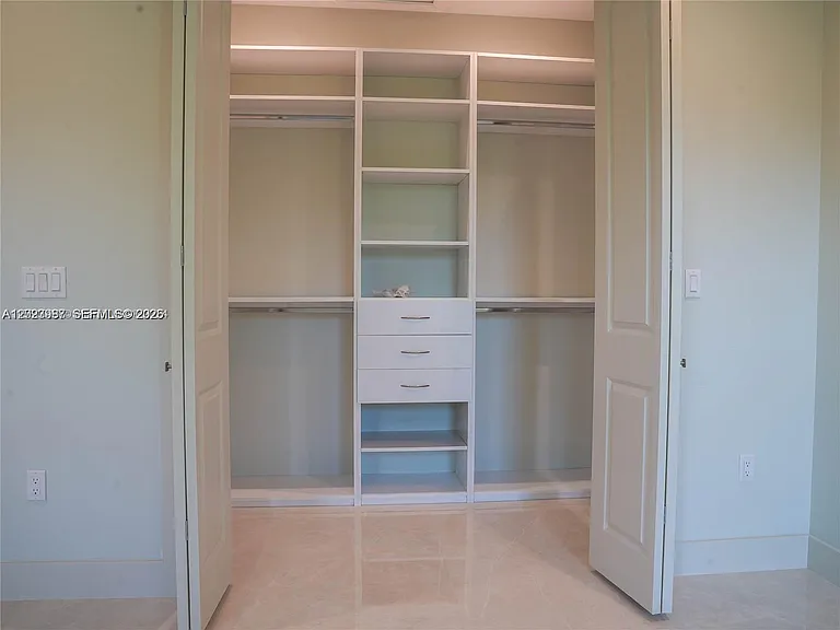 8410 SW 65th Ave — Photo 50