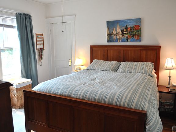 4th image of 7 Newberne St #7