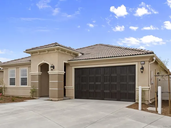 1242 Topanga Dr, San Marcos, CA 92069