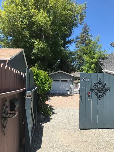 2716 Jefferson Ave Photo 1