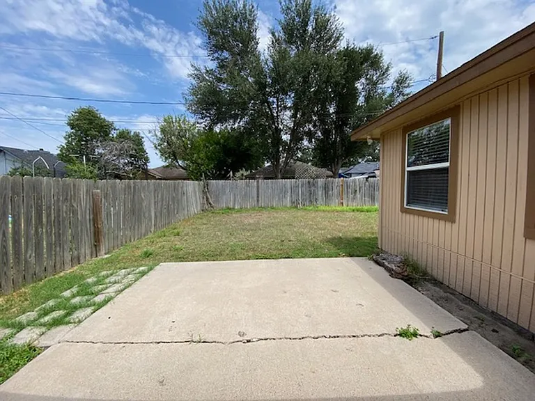 13205 Seadog Cir — Photo 28