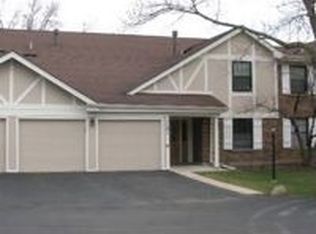 1101 Wildberry Ct APT A2, Wheeling, IL 60090