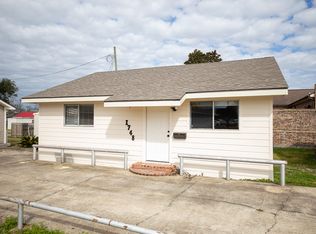1748 Ryan St, Lake Charles, LA 70601