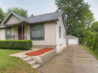 2536 Day Ave NW, Grand Rapids, MI 49544