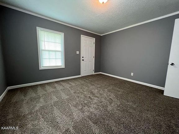 5th image of 2321 Hoitt Ave