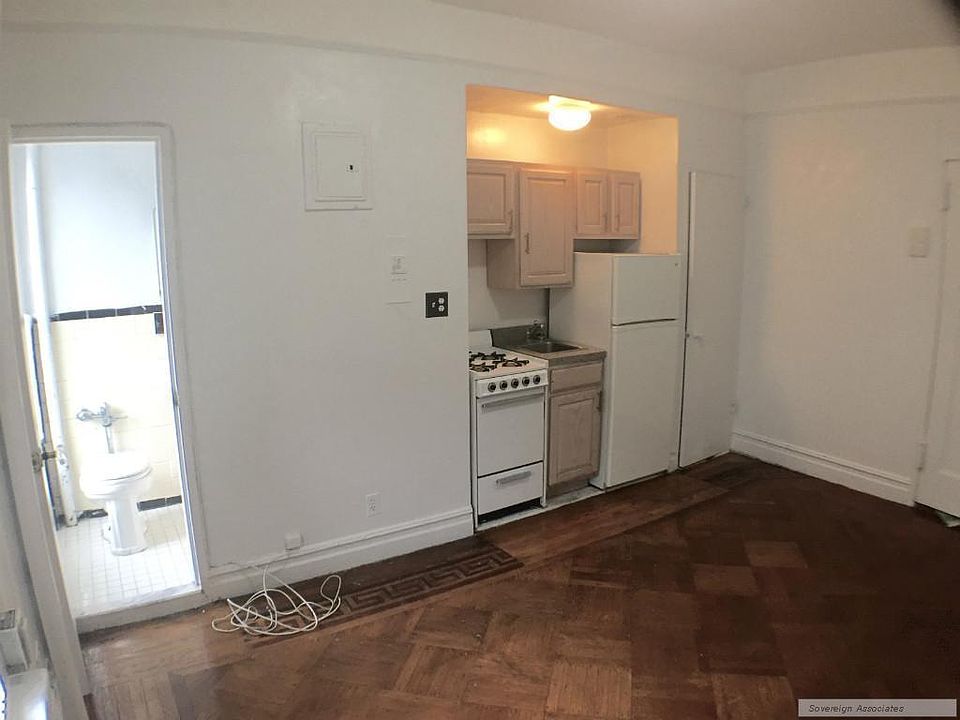2nd image of 936 W End Ave APT E13