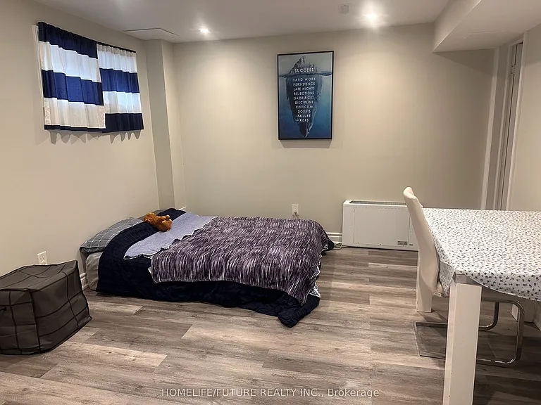 32 Darlet Ave #BASEMENT — Photo 7
