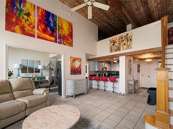 4th image of 15 Higgins St APT 324