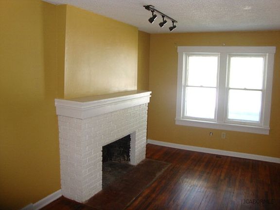 3rd image of 1817 Ella St