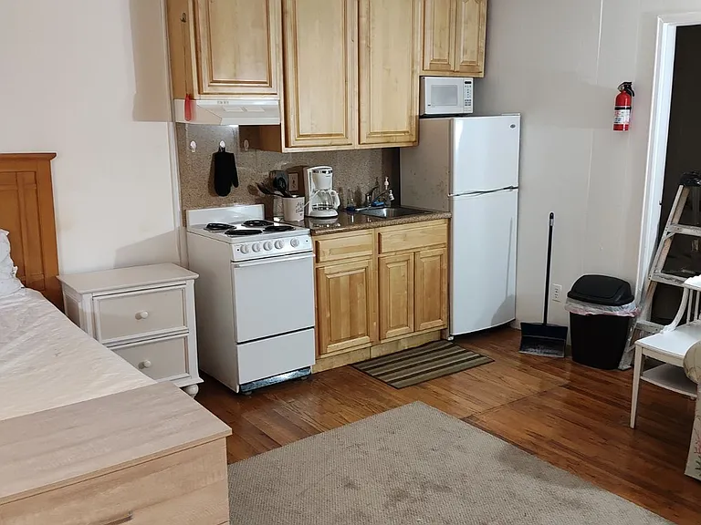 40 Penny Ln #114 — Photo 4