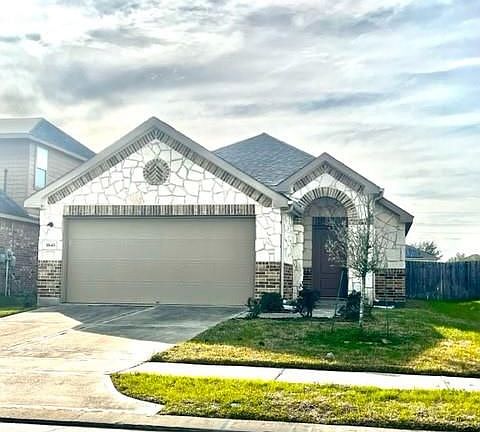 3rd image of 3643 Goldleaf Trail Dr