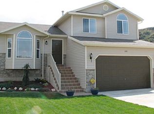1643 E Bateman Way, South Weber, UT 84405