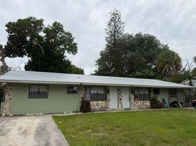 507 S 10th St, Fort Pierce, FL