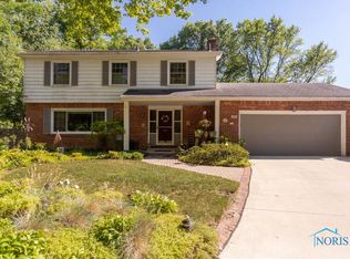 1910 Glen Ellyn Dr, Toledo, OH 43614