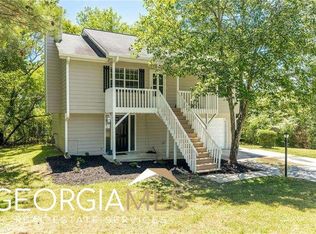 3024 Ashly Pines Dr, Snellville, GA 30078