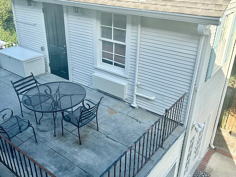 1103 1/2 Lowerline St #A — Photo 7