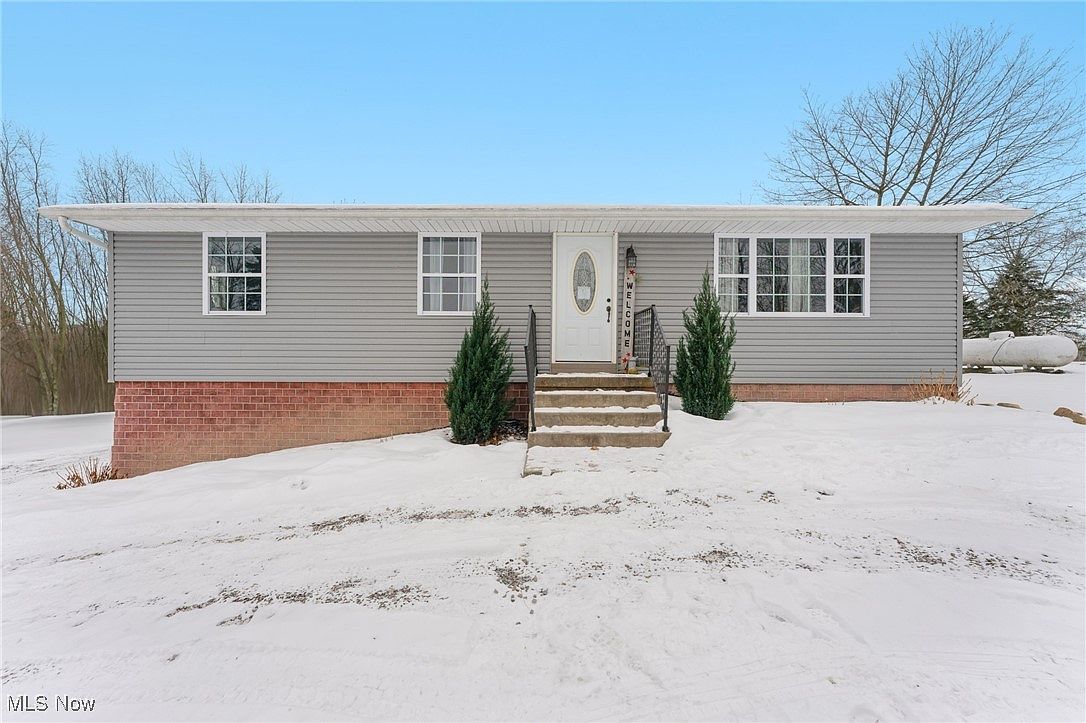 10260 Lisbon St, Louisville, OH 44641 | Zillow