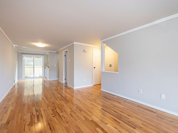 4th image of 11802 98th Ave NE