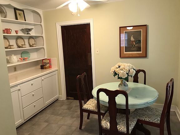 Breakfast Nook