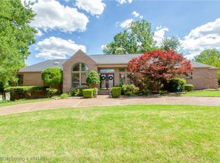 9008 Copper Oaks Ln, Fort Smith, AR 72903
