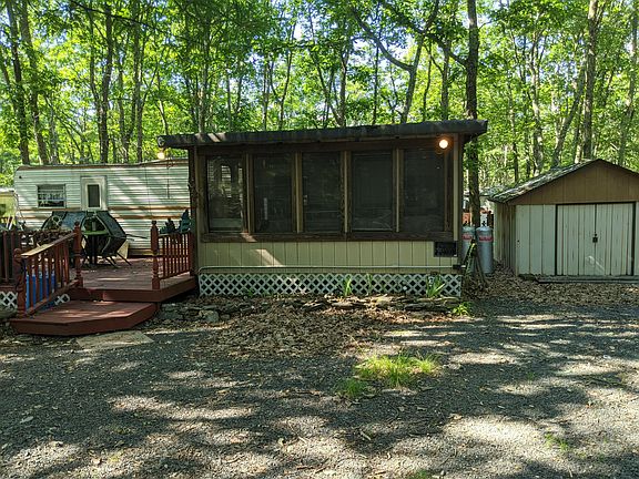 2nd image of 4032 Shoshone Ct