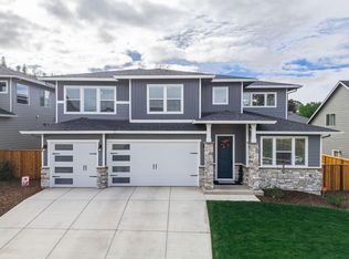 1226 Stonegate Dr, Eagle Point, OR 97524