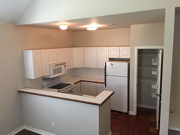 5th image of 7450 Coronado Ave