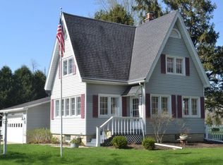 N26W27393 Prospect Ave, Pewaukee, WI 53072