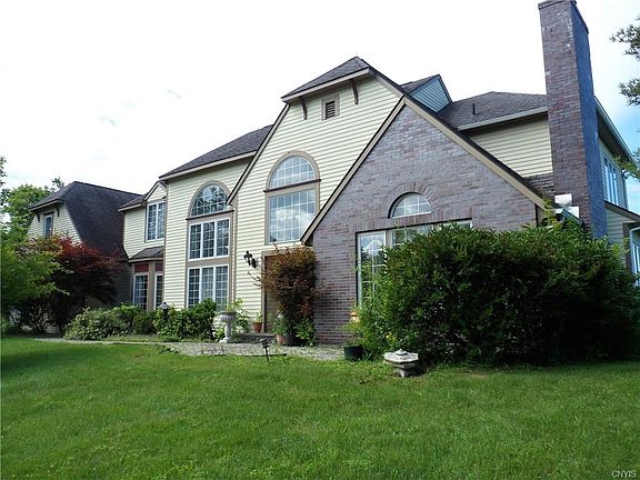 2nd image of 5208 Harvest Hill Dr