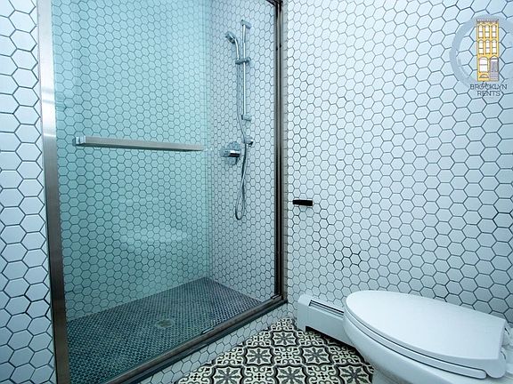 5th image of 358 Weirfield St #1AA