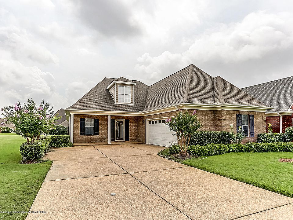 1st image of 4330 Genevieve Dr