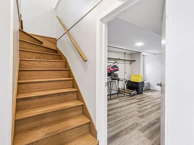 1064 Hackmann Cir NE — Photo 21