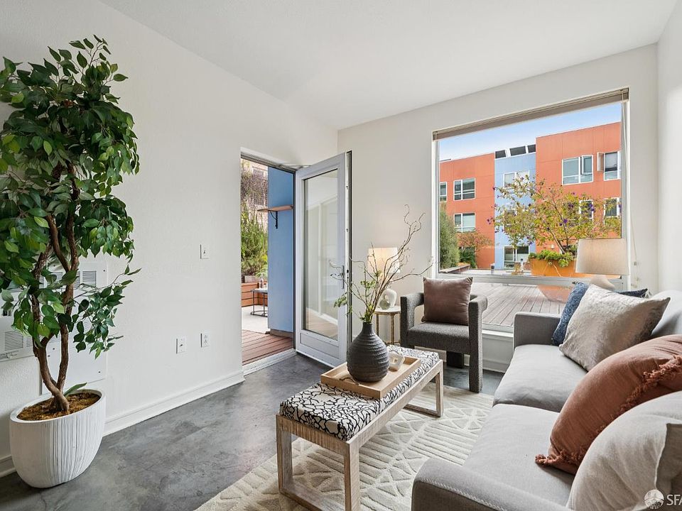 1st image of 555 Bartlett St APT 224