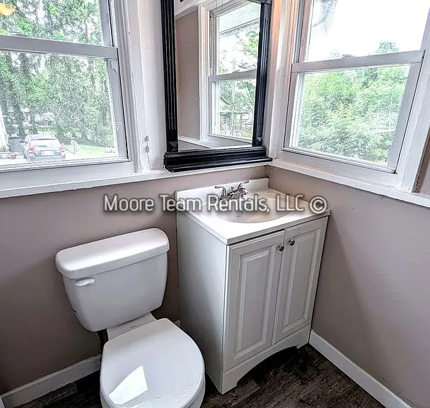 10 Tarheel Ln — Photo 8