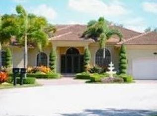 9453 SW 88th Pl, Miami, FL 33176