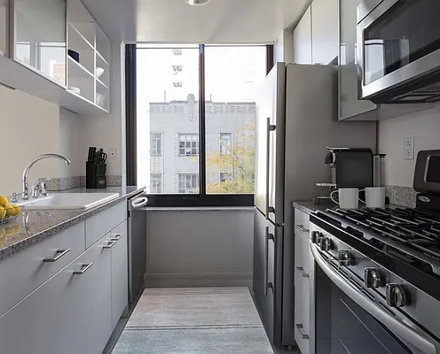 Rented by Corcoran | media 43