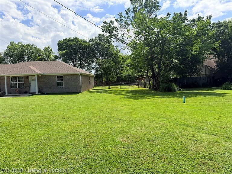 Listing photo 5