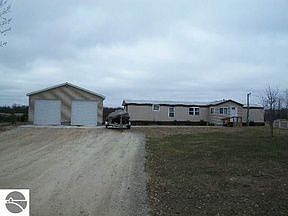 3rd image of 3946 Lucinda Dr