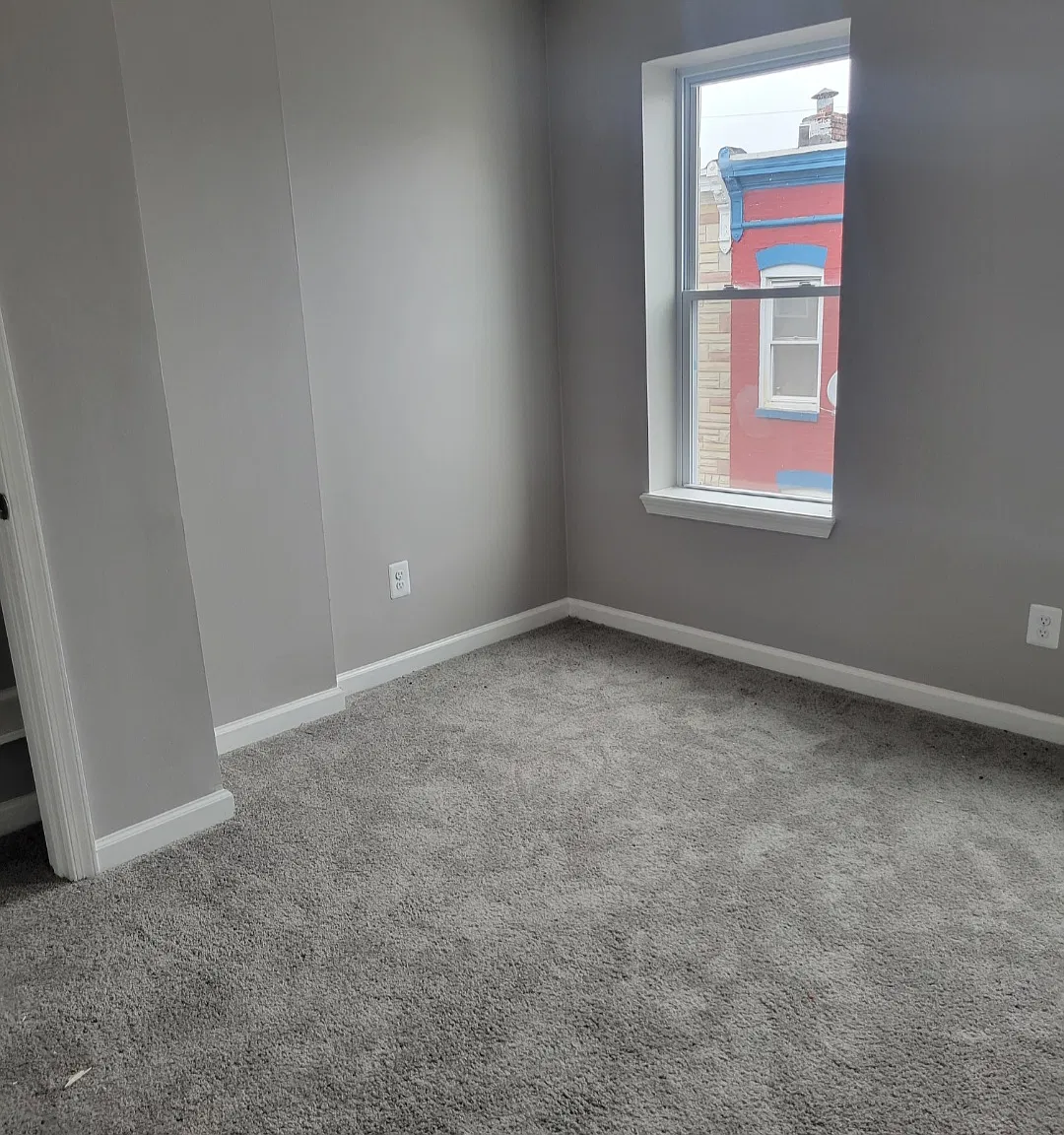 126 N Port St — Photo 4