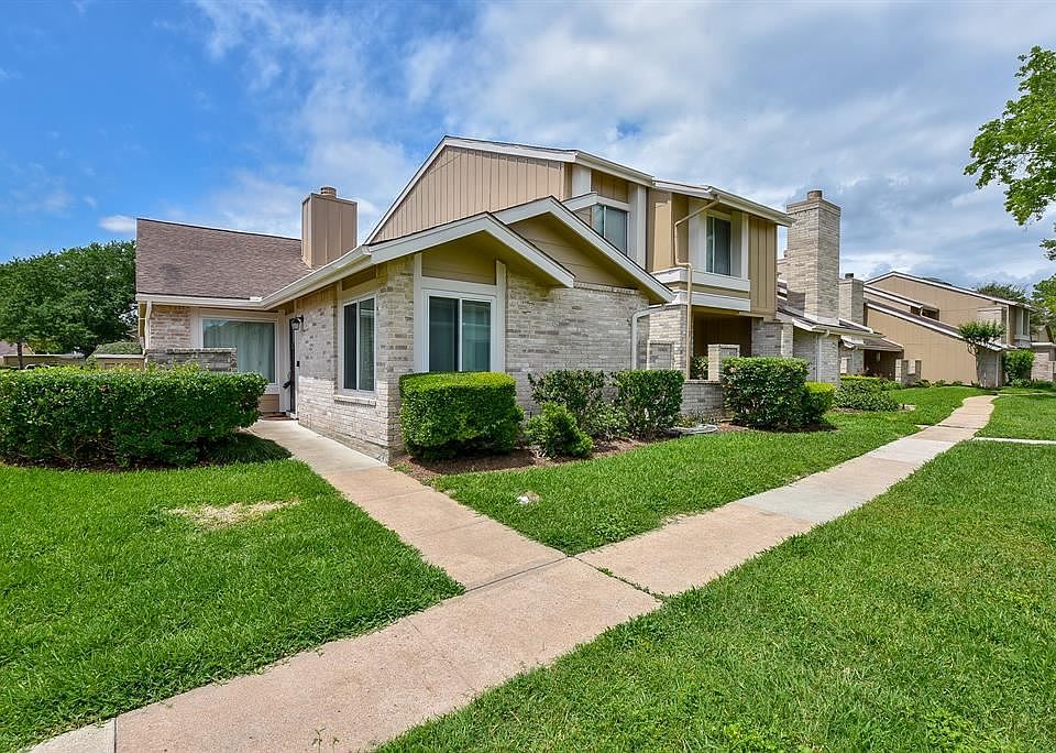 1st image of 11662 Lakeside Park Dr #311