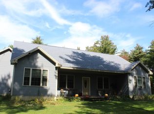 239 Clark Rd, Kenduskeag, ME 04450